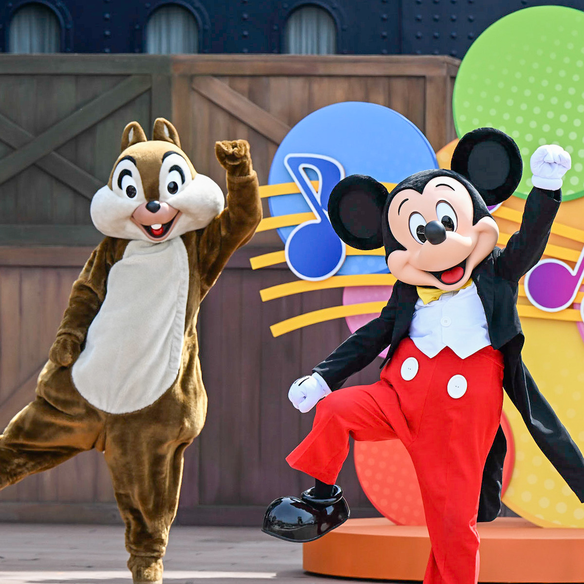 ― 子どもから大人まで夢中！テーマパークダンスの魅力とは？ ―