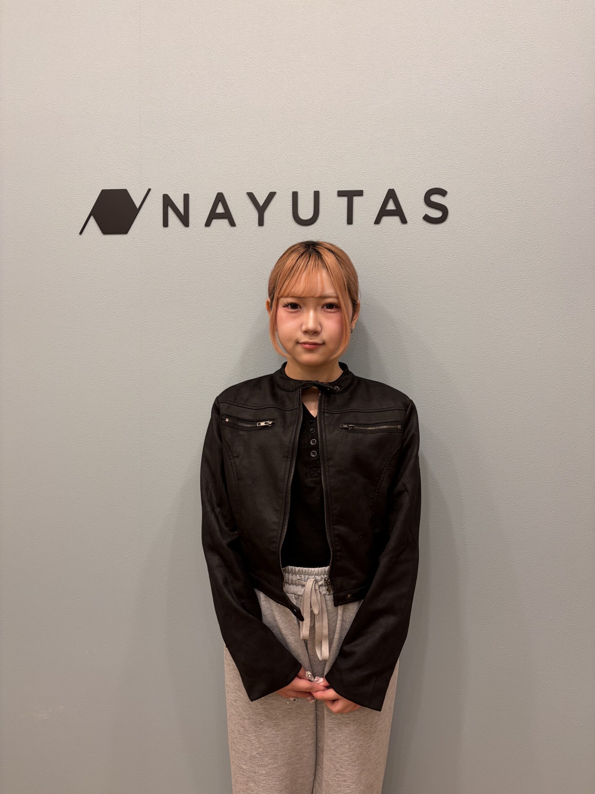 アイドル気分でダンス♡