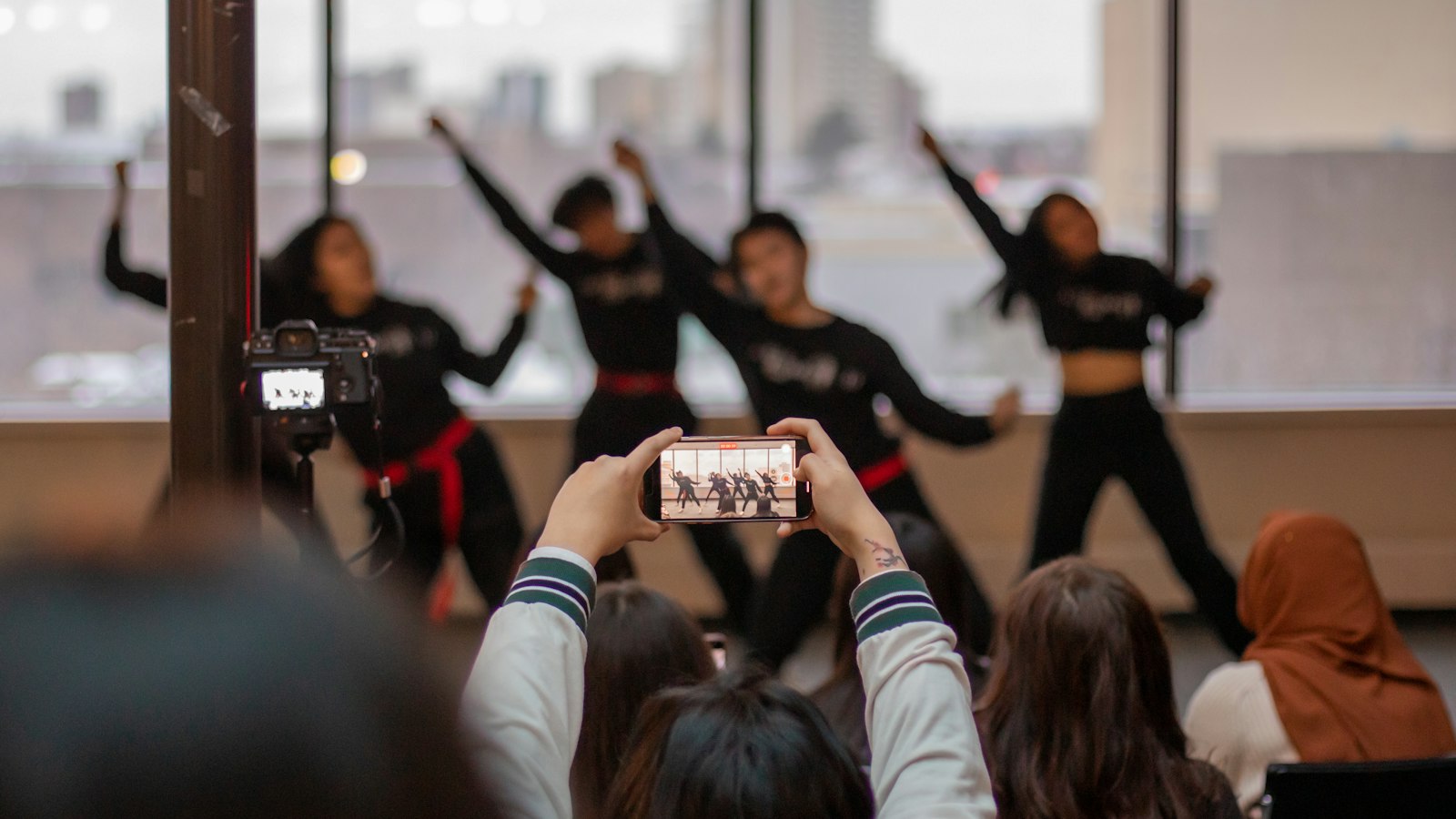 ダンスの再現力（コピー力）を上げる練習法｜動画を見て「分かったつもり」で終わらせない5つのステップ
